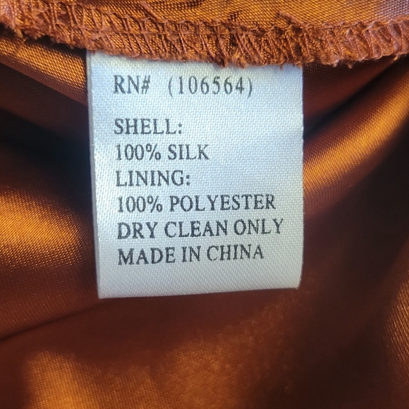 Cache Multicolor Textured Fabric - Picture 4 of 4